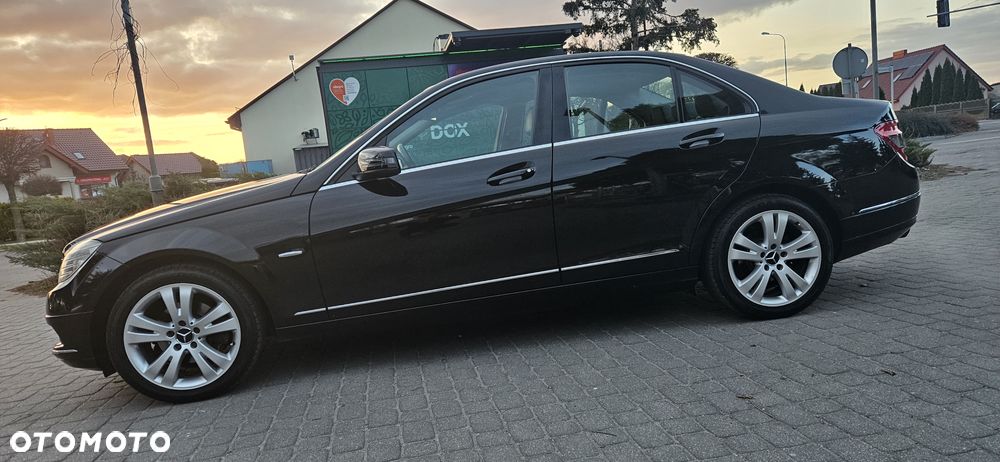 Mercedes-Benz Klasa C 180 BlueEFFICIENCY Avantgarde - 5