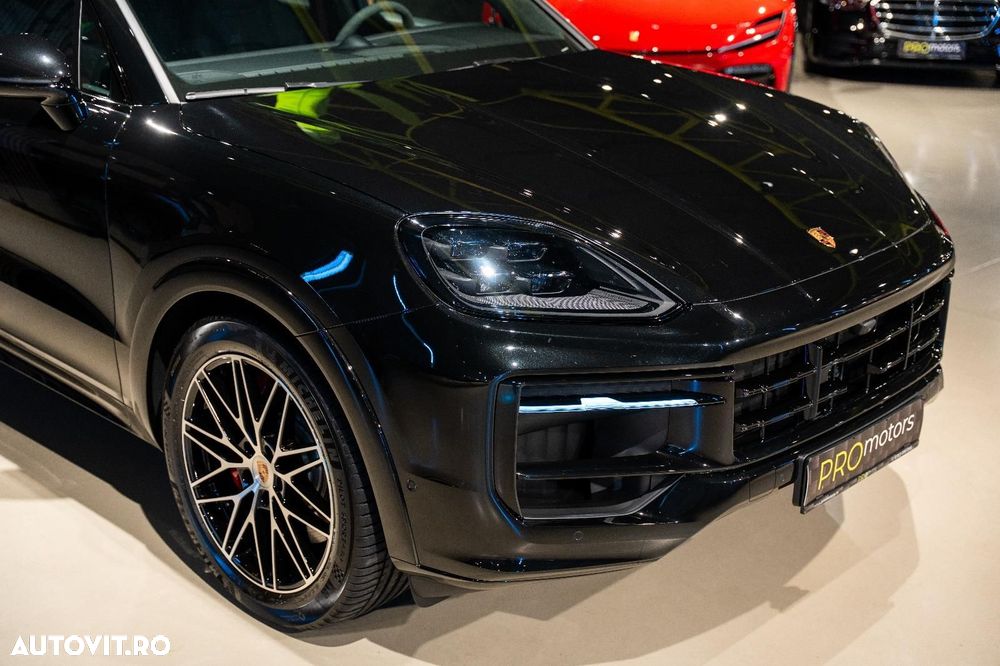 Porsche Cayenne GTS - 2