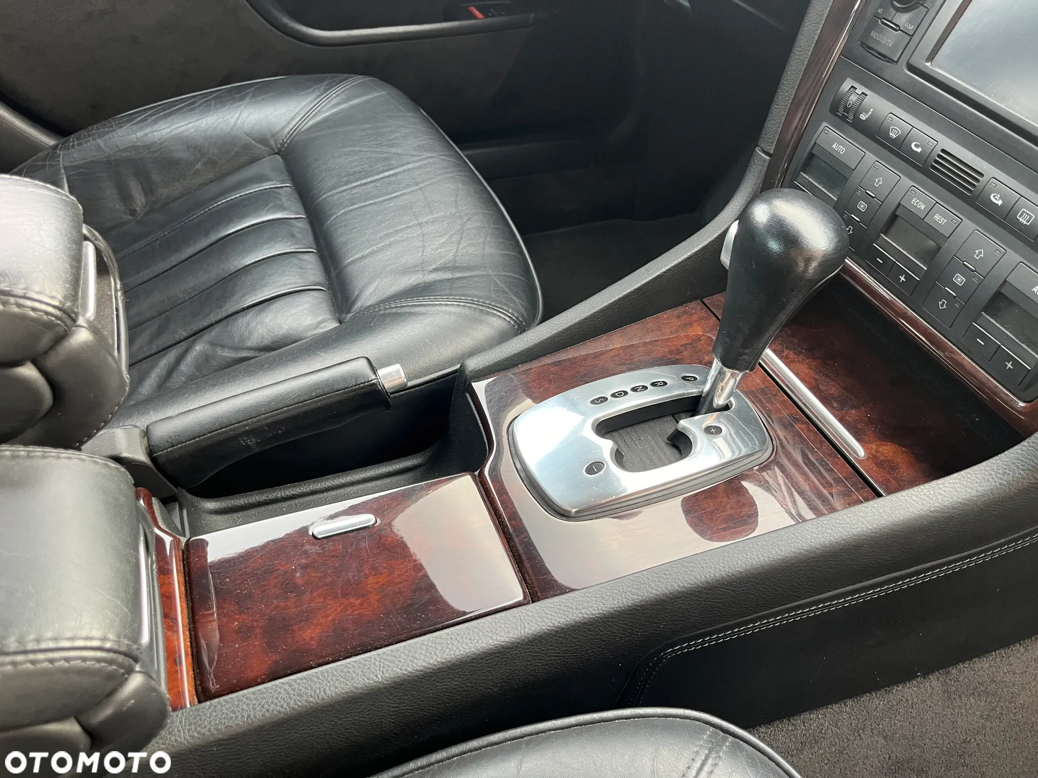 Audi A8 - 37