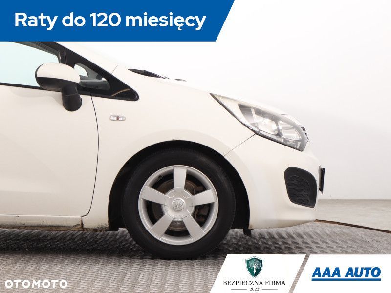 Kia Rio - 16