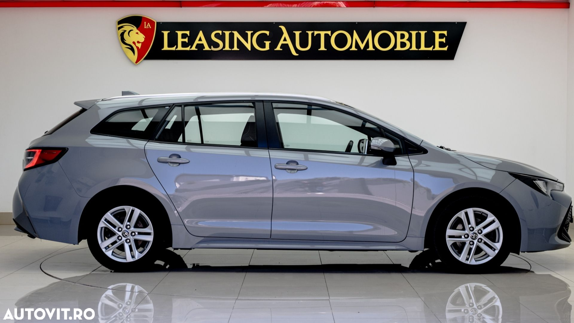 Toyota Corolla 1.8 Hybrid Touring Sports Business Edition - 9