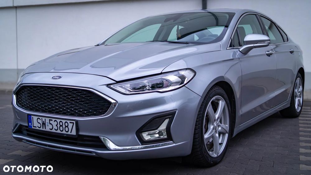 Ford Fusion - 7