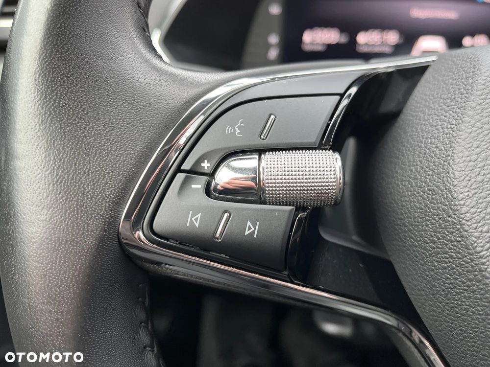 Skoda Superb 2.0 TDI DSG Style - 31