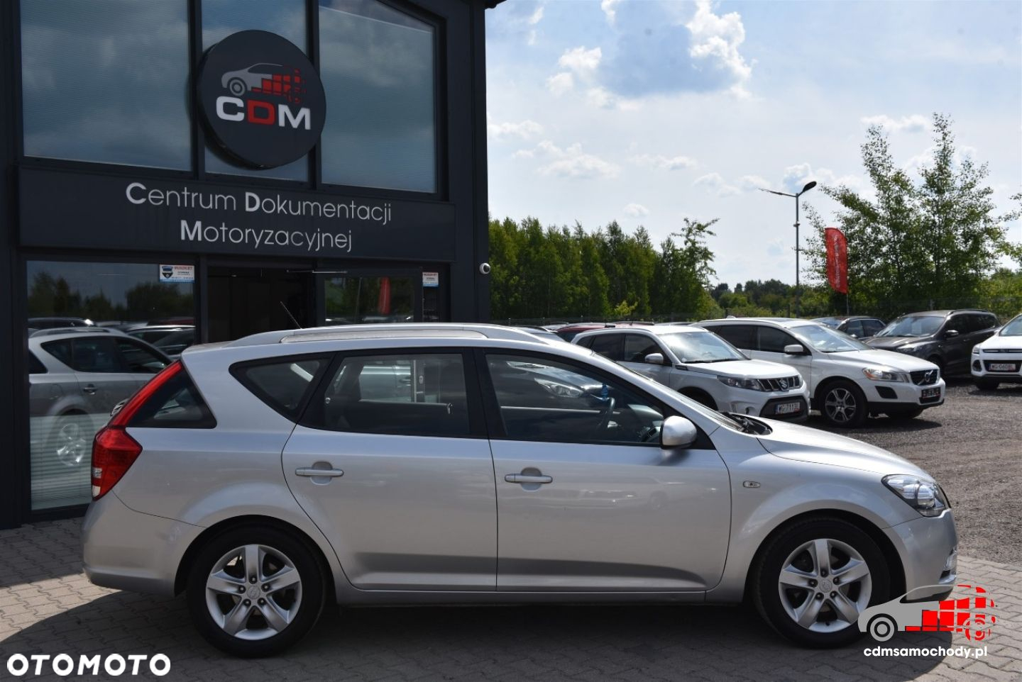 Kia Ceed - 11