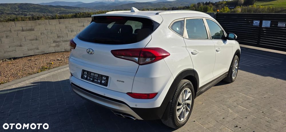 Hyundai Tucson 2.0 CRDi 4WD Automatik Advantage - 5