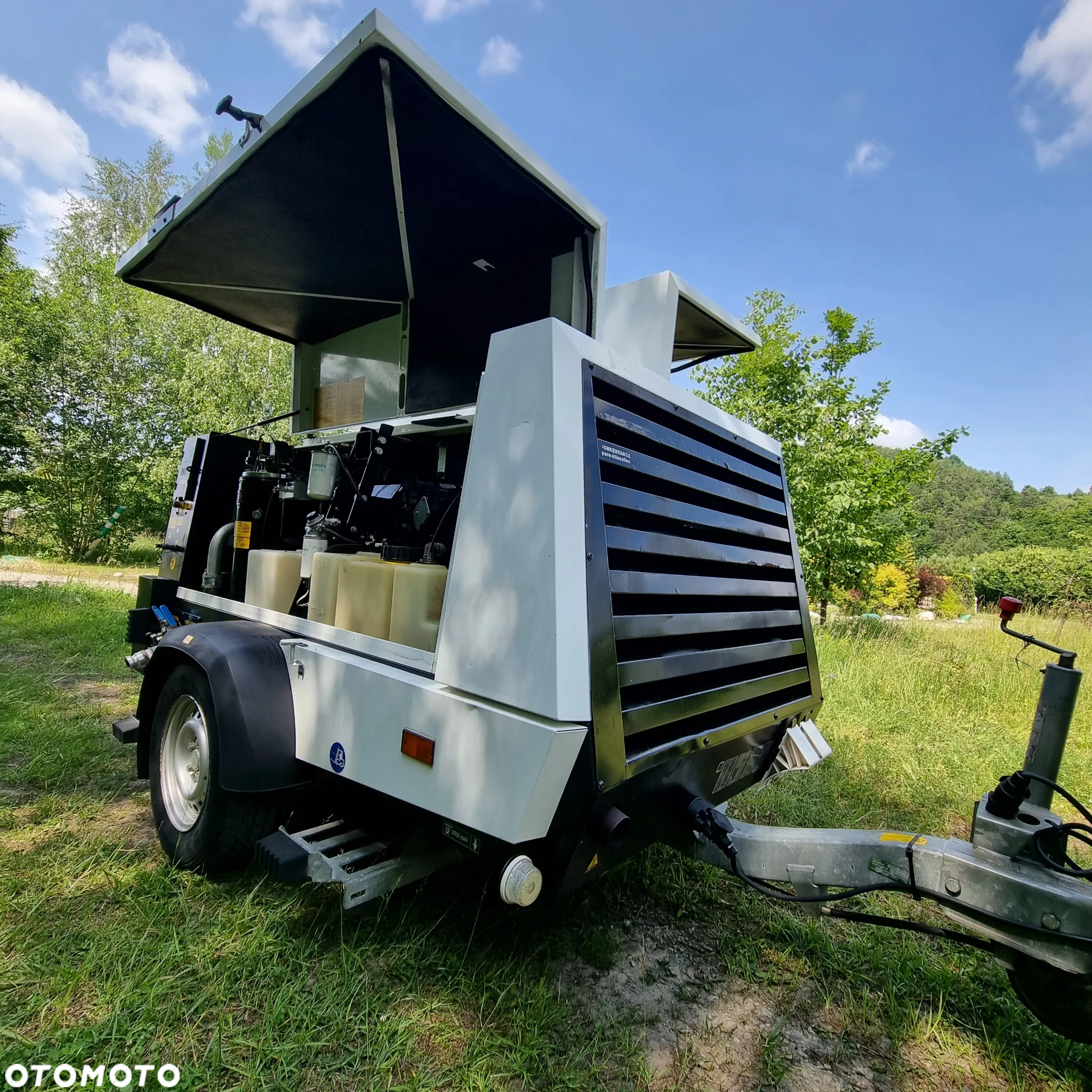 Inny Kompresor KAESER M82 jak Nowy z salonu 2019r z Norwegii 8,5m3 Kubota V3307 - 24