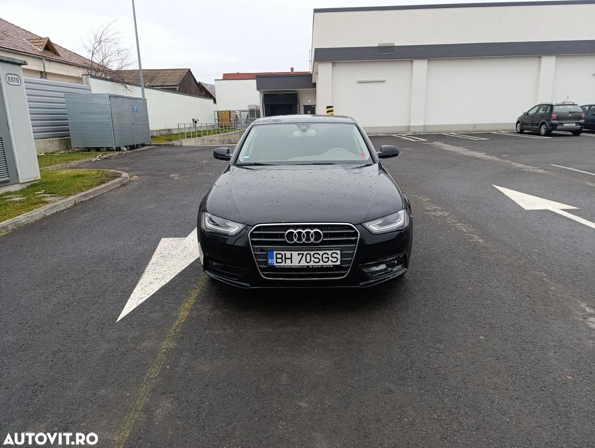Audi A4 - 1