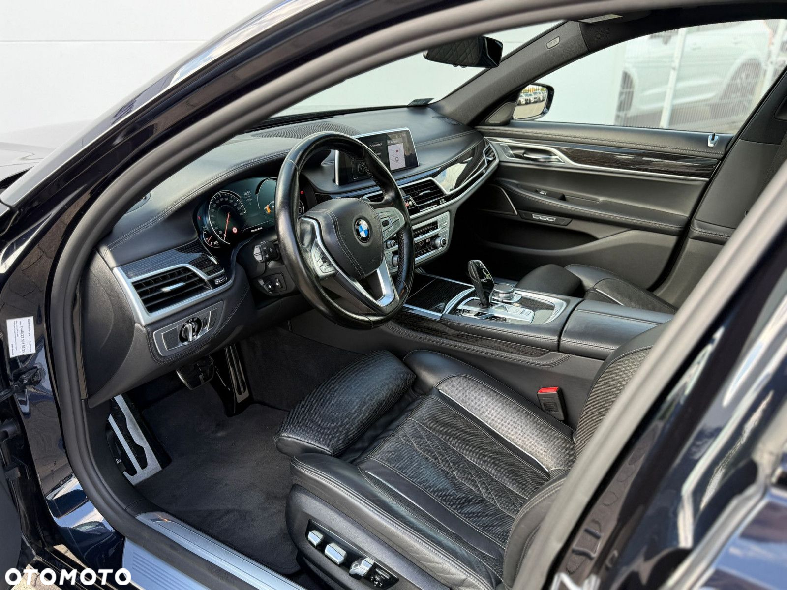 BMW Seria 7 - 13