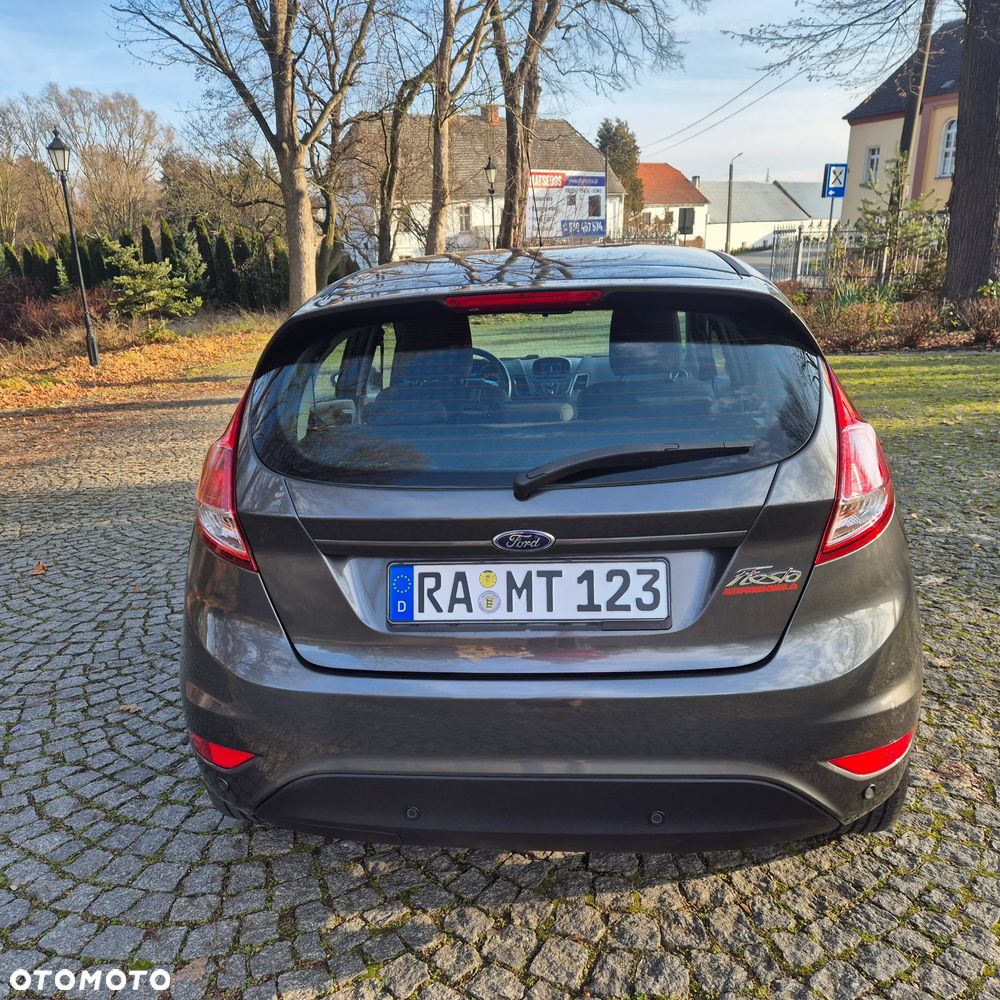 Ford Fiesta 1.0 Champions Edition - 6