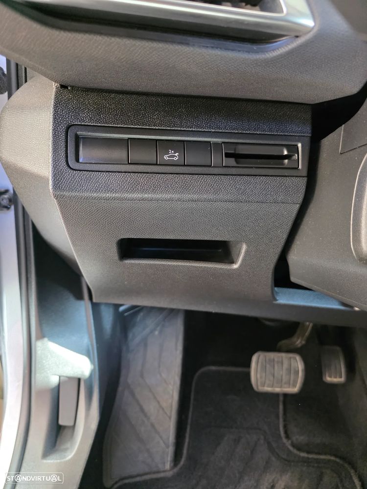 Peugeot 5008 BlueHDI 130 EAT8 Allure Pack - 27