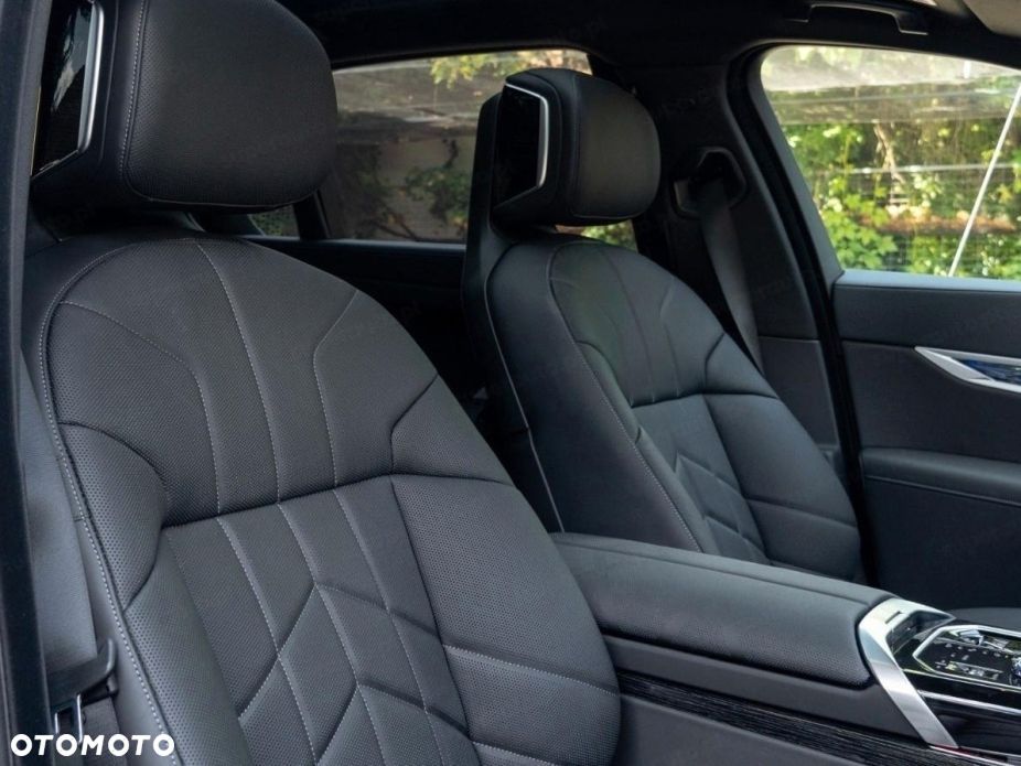 BMW Seria 7 2026
