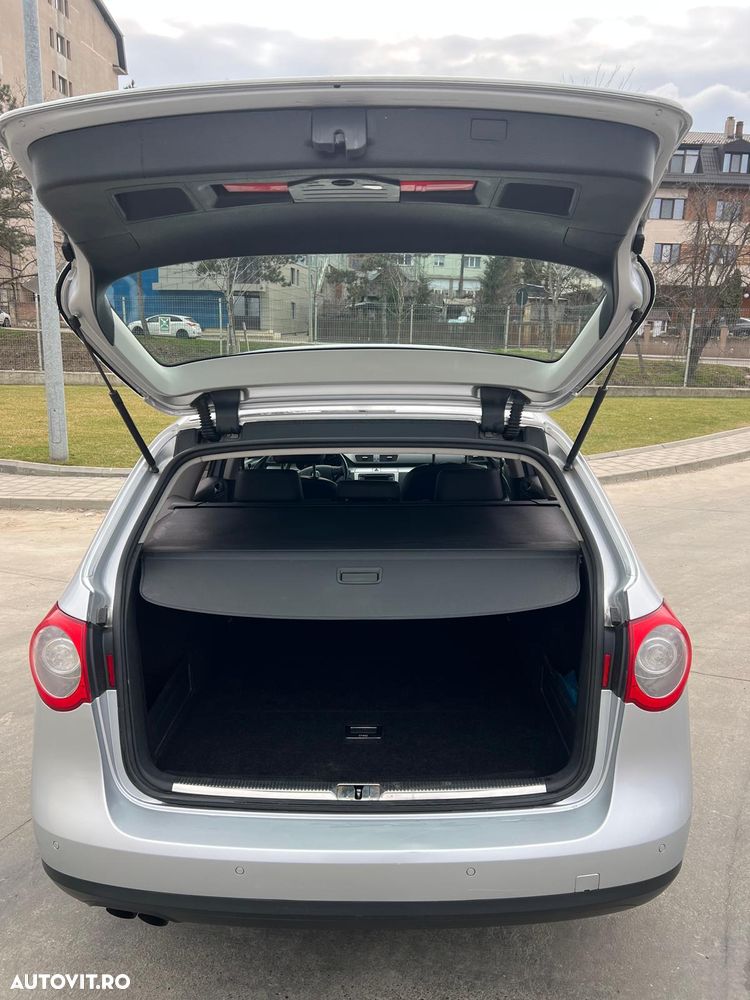 Volkswagen Passat 2.0 TDI BlueMotion Technology DPF Comfortline - 8