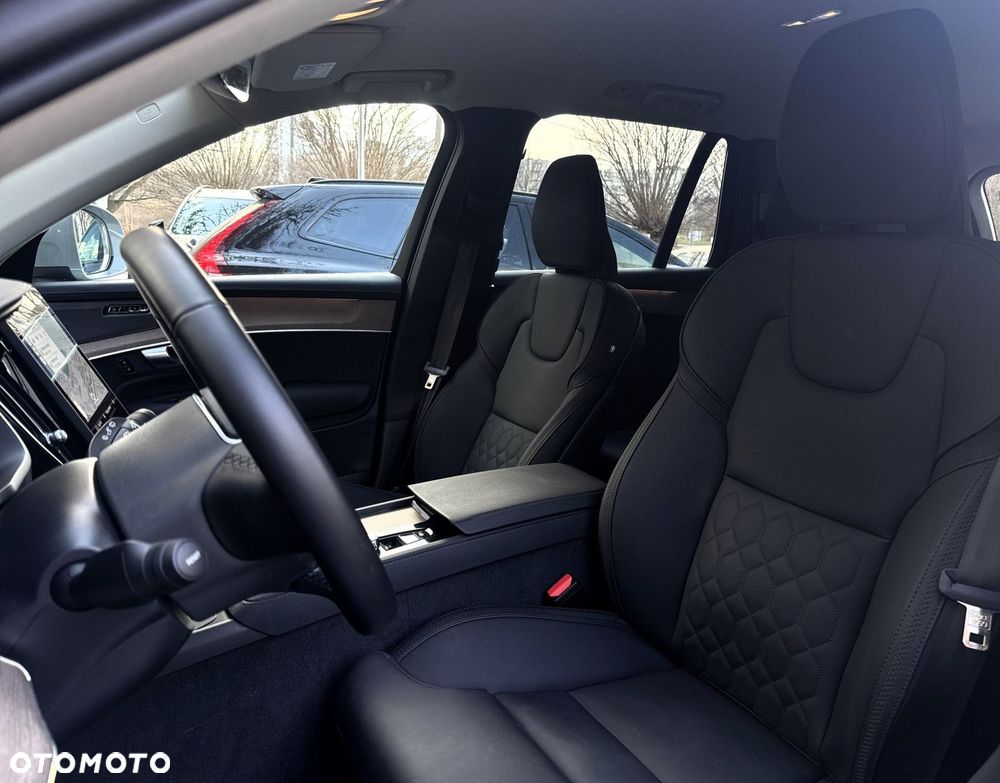 Volvo XC 90 - 31
