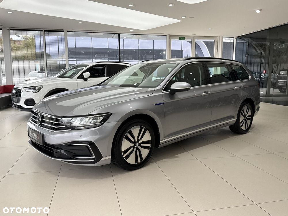 Volkswagen Passat 1.4 TSI Plug-In Hybrid GTE DSG - 2