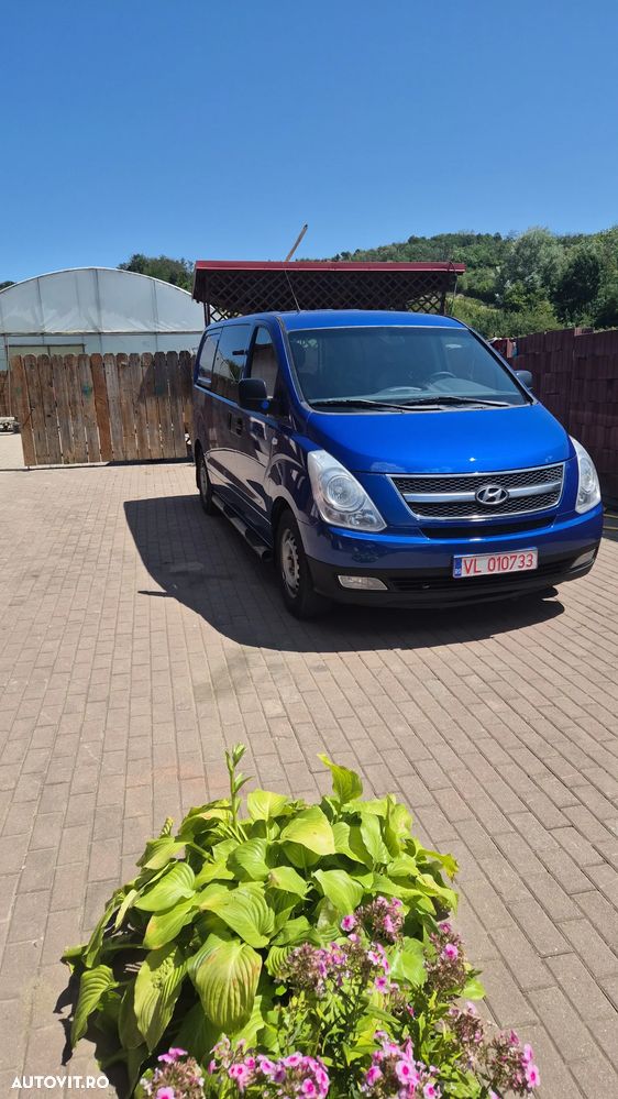 Hyundai H-1 2.5 CRDi Travel Comfort - 1