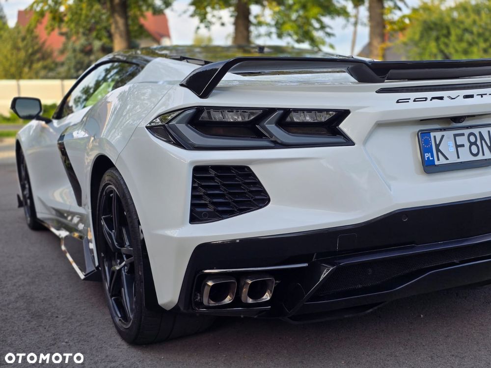 Chevrolet Corvette - 13