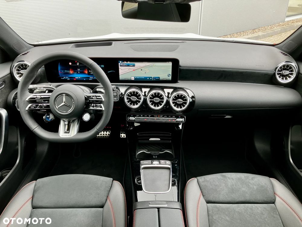 Mercedes-Benz Klasa A 35 AMG 4-Matic 8G-DCT - 7