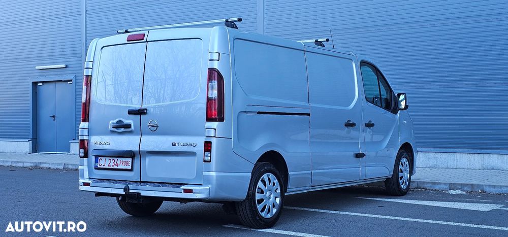 Opel Vivaro - 20