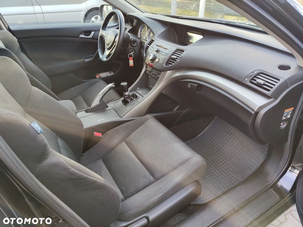 Honda Accord 2.0 Lifestyle - 13