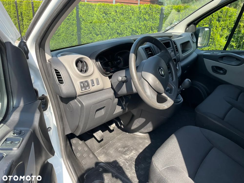 Renault Trafic - 8