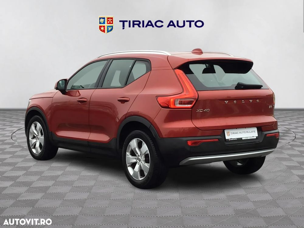 Volvo XC 40 T3 Geartronic Momentum - 3