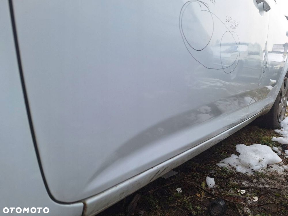 DRZWI KOMPLETNE LEWY PRZÓD KIA CEED I LIFT WD - CASSA WHITE - 10