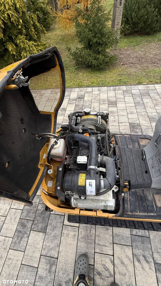 Caterpillar 300.9D - 11