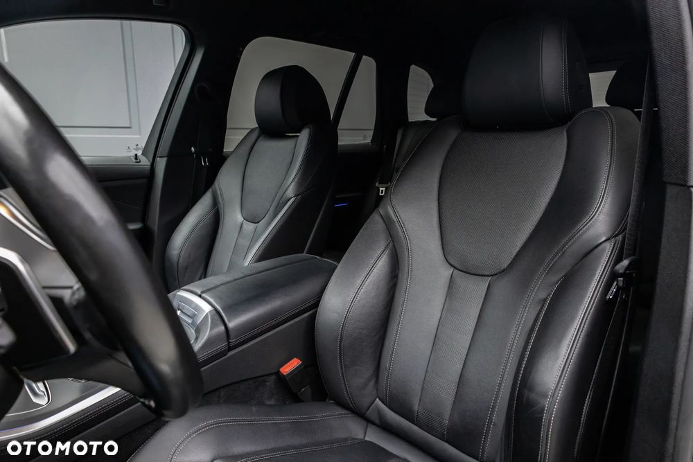 BMW X5 xDrive40i mHEV - 7