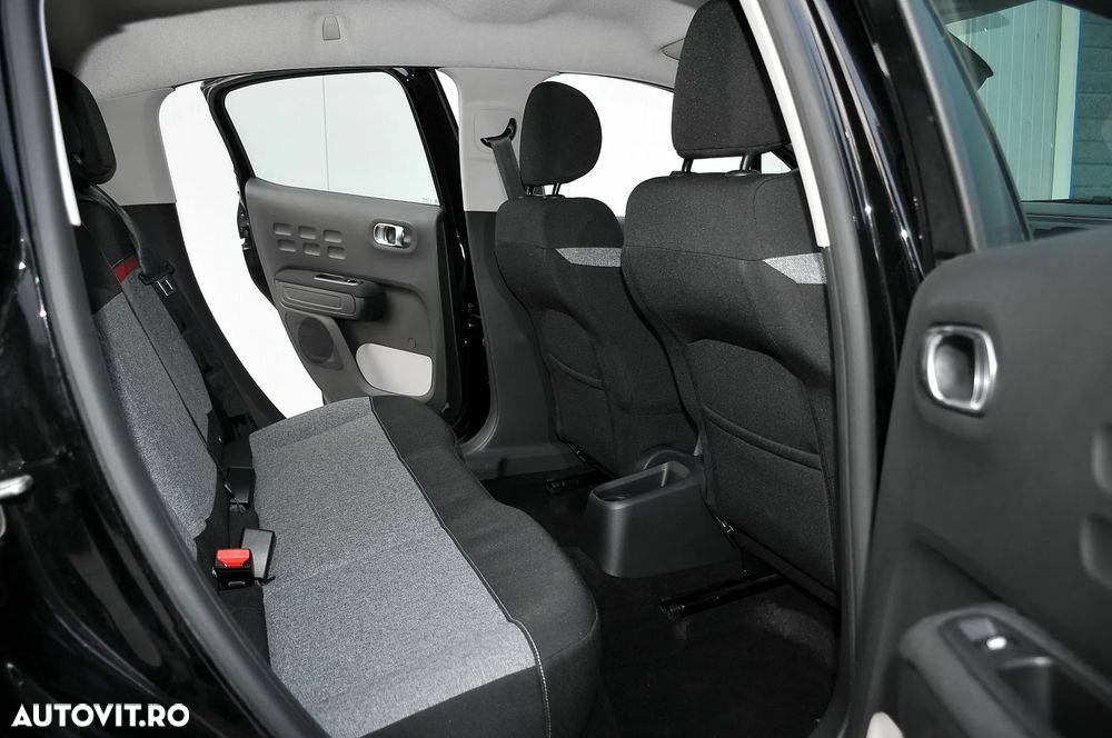 Citroën C3 1.2 PureTech S&S EAT Shine - 17