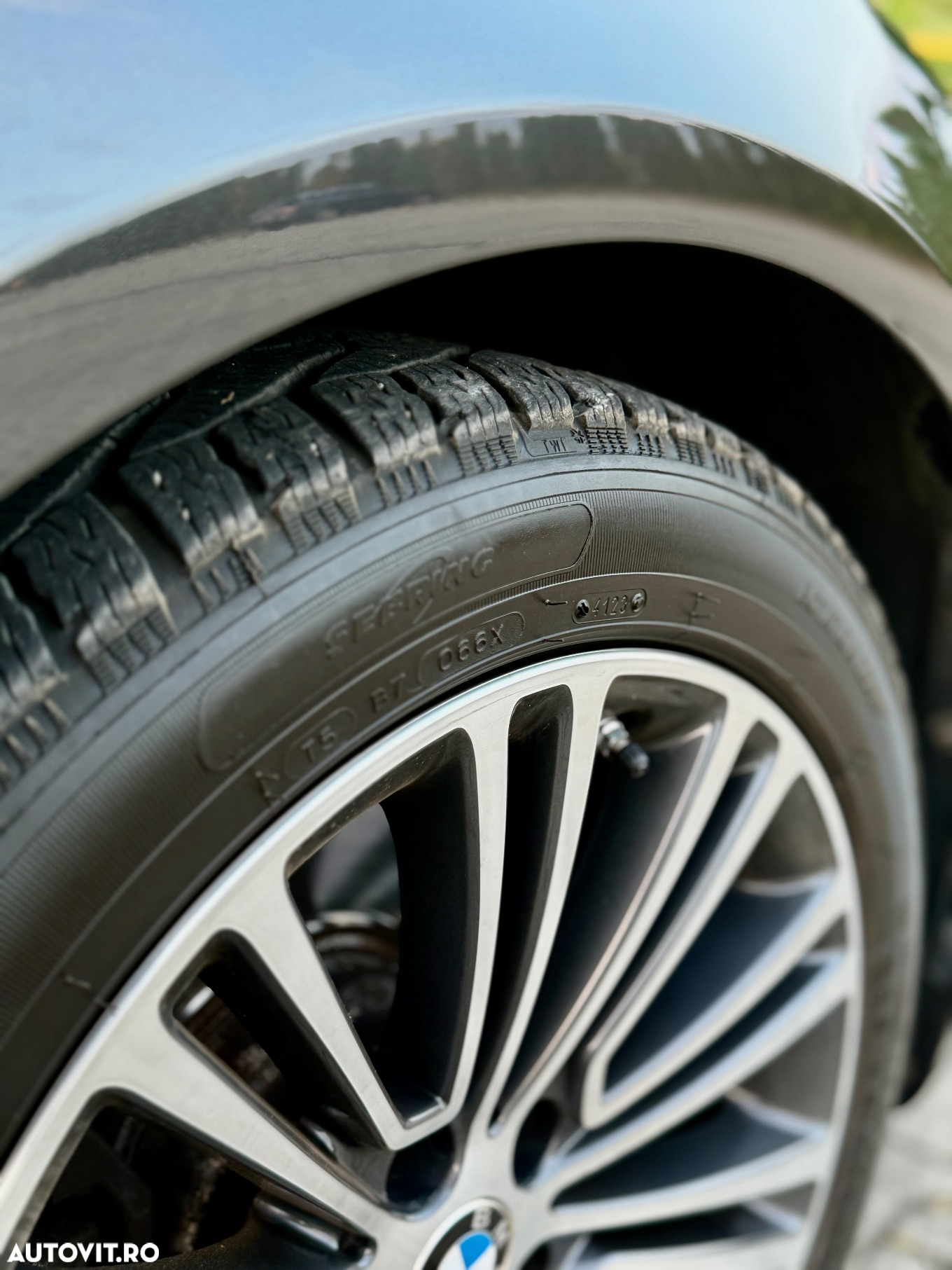 BMW Seria 5 520d xDrive AT - 40