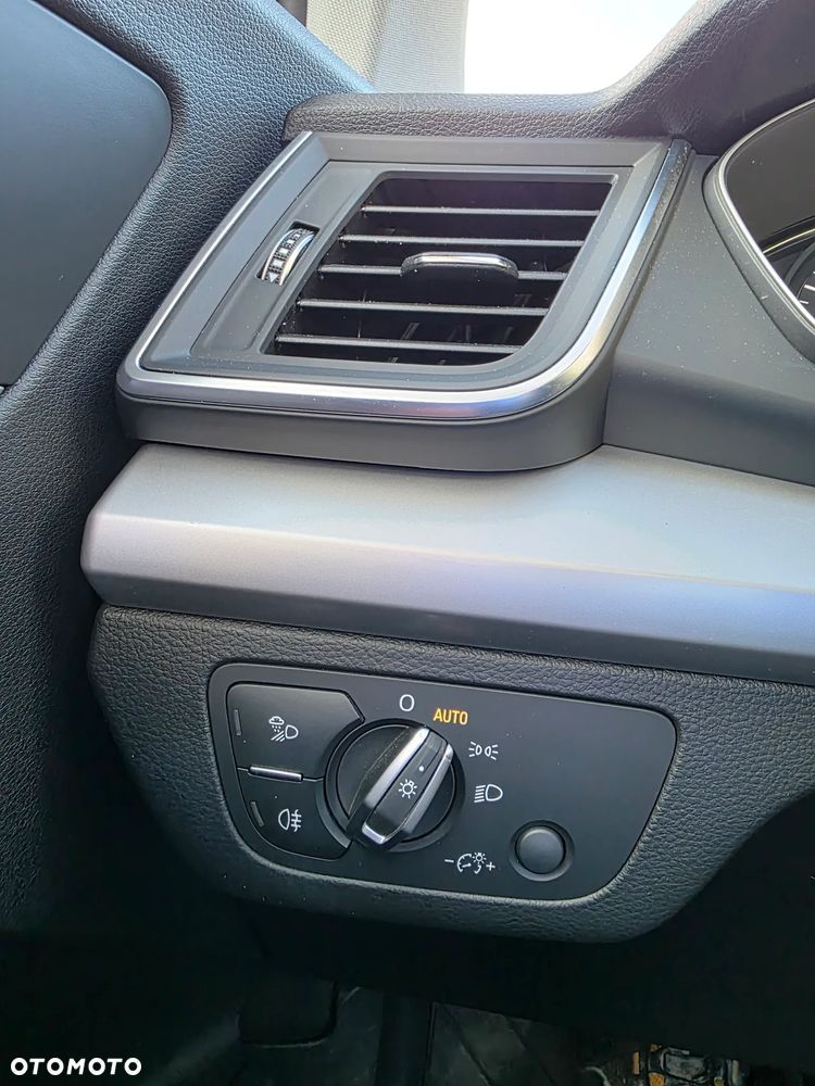 Audi Q5 35 TDI Quattro S tronic - 16