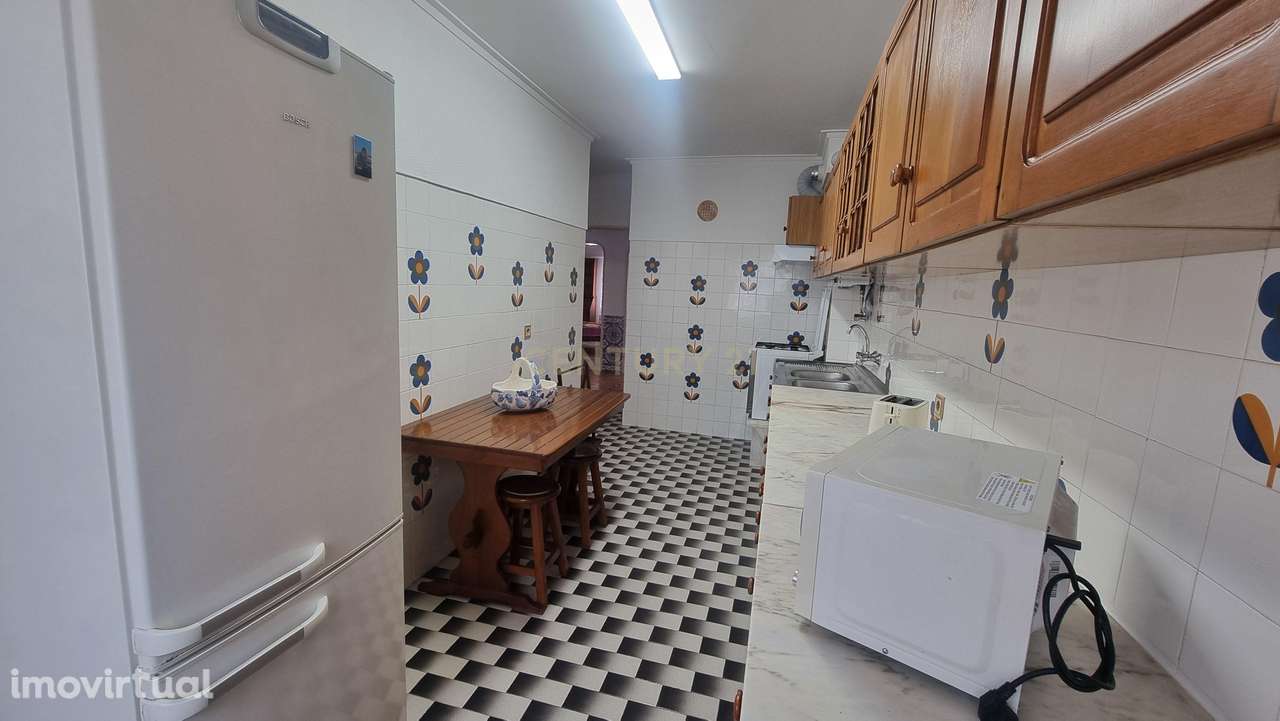 T2 Costa da Caparica - Santo António - Grande imagem: 5/16