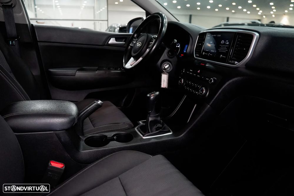 Kia Sportage 1.6 CRDI ISG Tech - 22