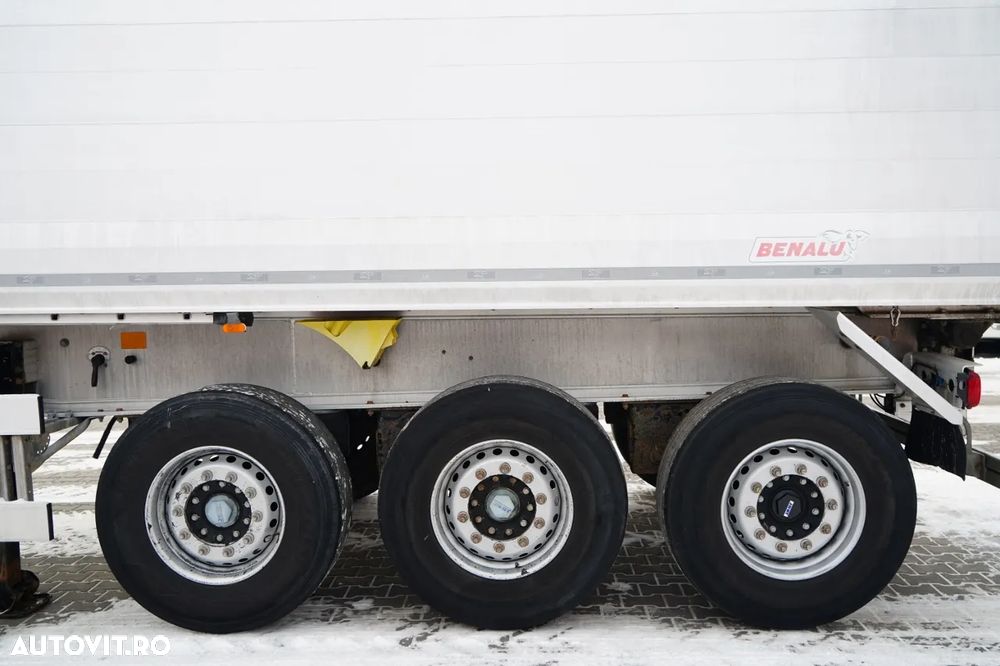 Benalu BASCULĂ BENALU / 27 m³ / ALUMINIU / AXĂ RIDICATĂ / GREUTATE: 5.100 KG / PERDĂ ELECTRICĂ - 18
