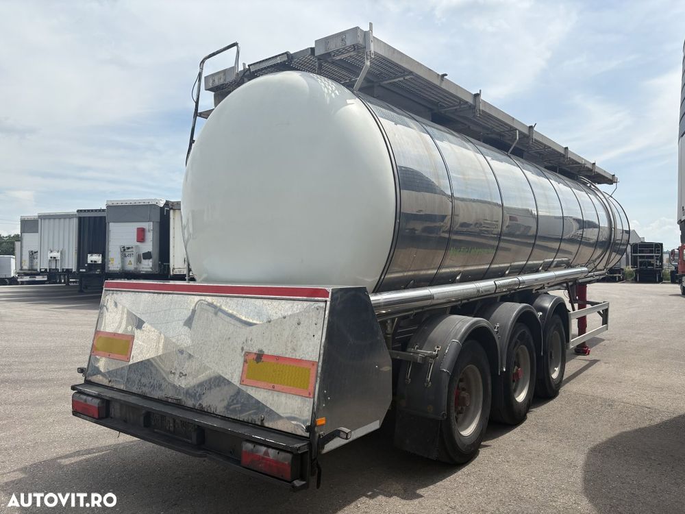 Feldbinder Cisterna alimentara, 3 camere, 33.000 l, factura externa - 5