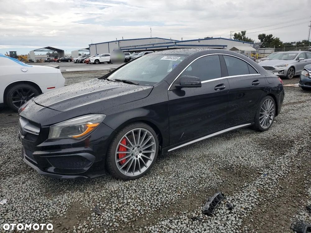 Mercedes-Benz CLA - 1