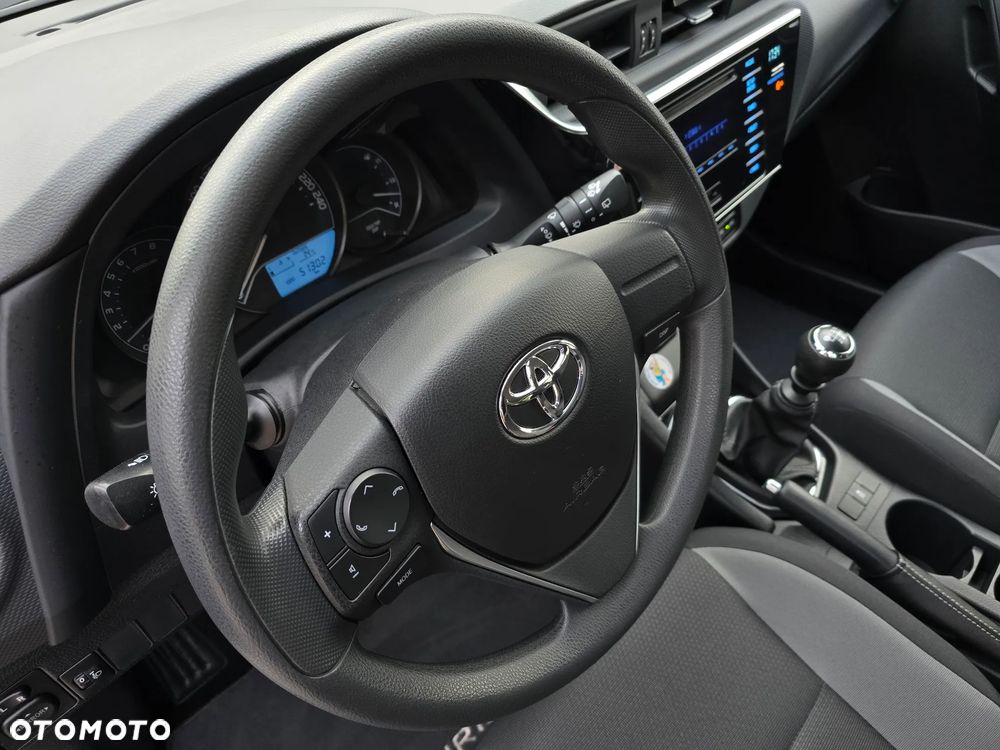 Toyota Auris 1.33 Dual-VVT-i Comfort - 16