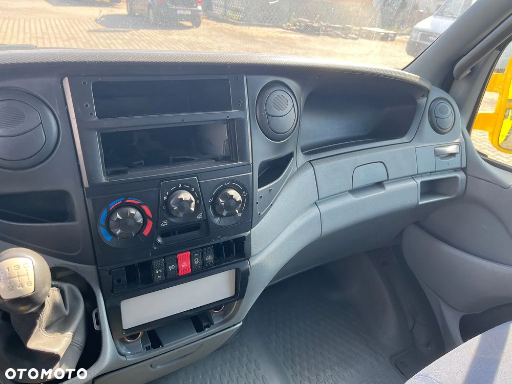 Iveco 65C18  70C18 - 15