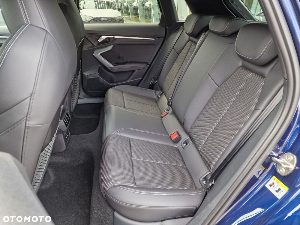 Audi A3 Sportback - 12