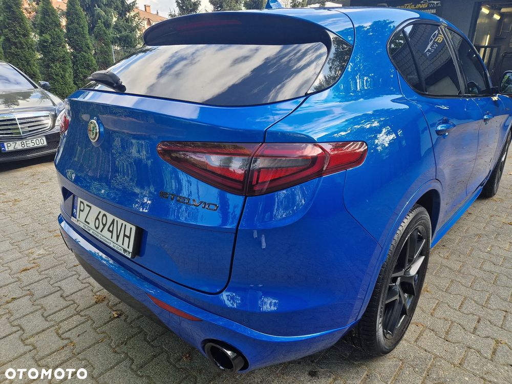 Alfa Romeo Stelvio 2.0 Turbo Veloce Q4 - 4