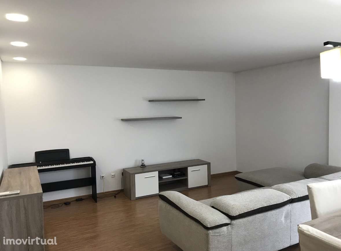 T2 - jardim e piscina - Grande imagem: 5/19