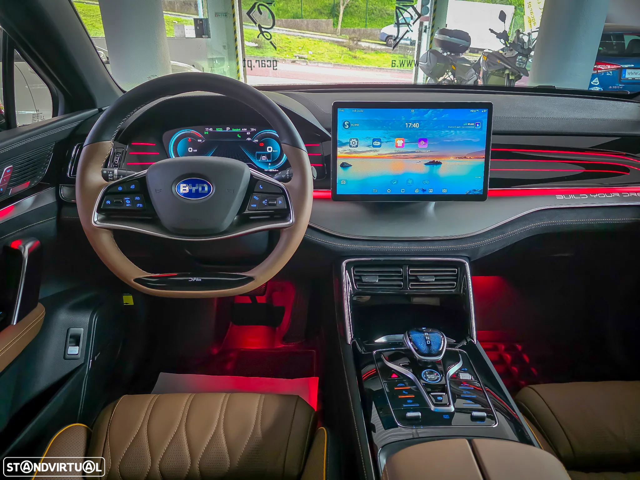 BYD Tang 86.4 kWh AWD Flagship - 26