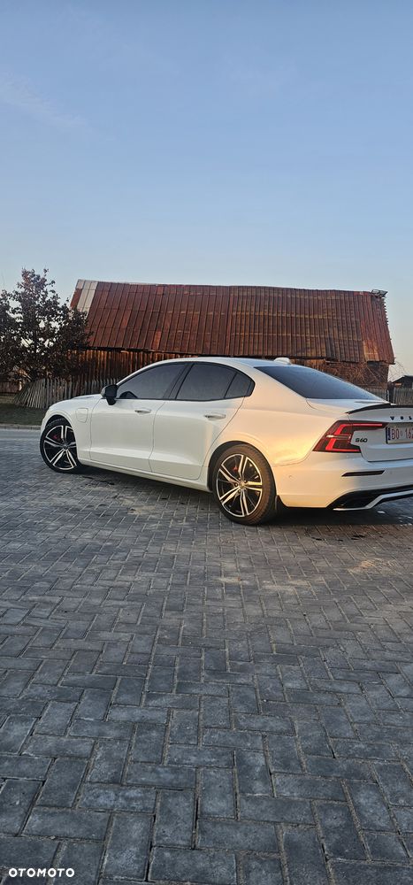 Volvo S60 T8 Twin Engine AWD Geartronic RDesign - 3