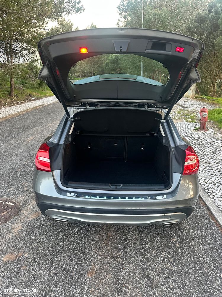 Mercedes-Benz GLA 180 (CDI) d Urban - 16