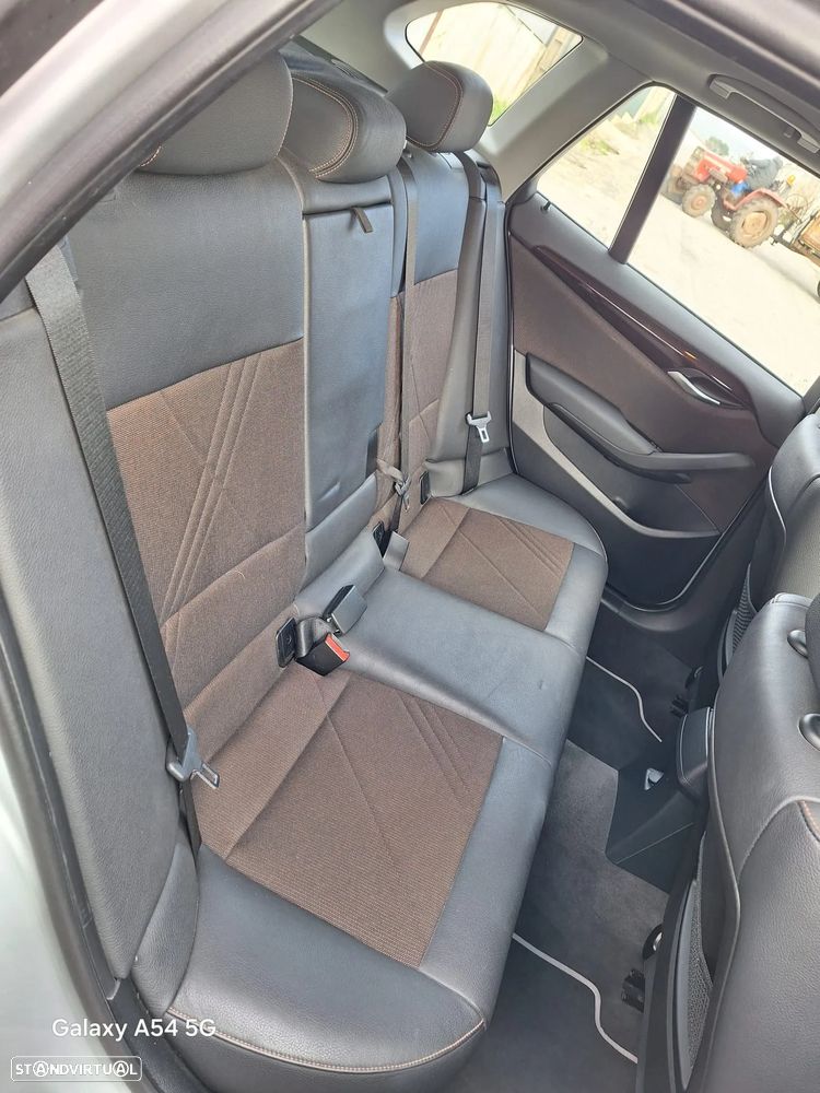 BMW X1 16 d sDrive - 12