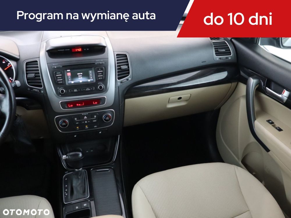 Kia Sorento - 10