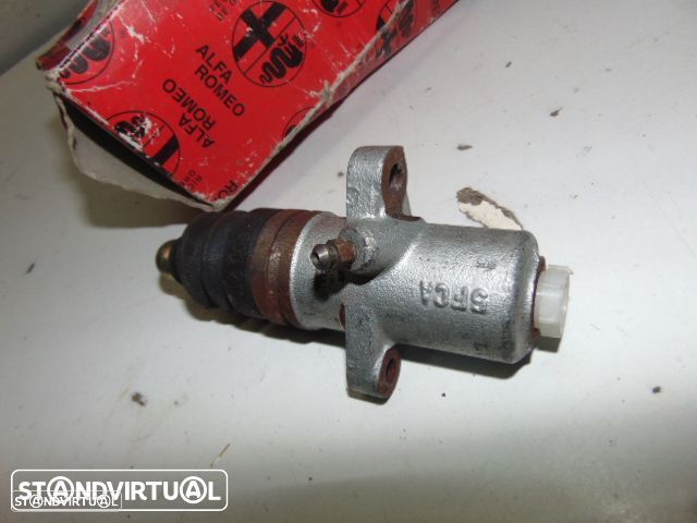 Alfa Romeo GT V6 2.5 - 2