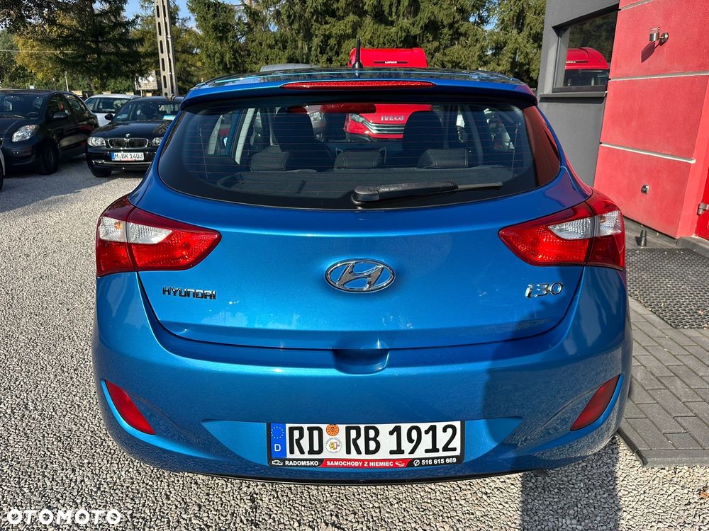 Hyundai i30 1.4 BlueDrive Classic + - 21