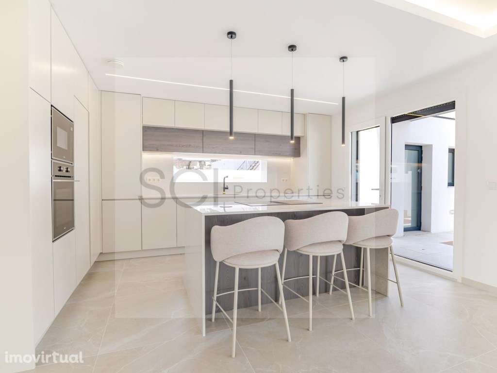 Moradia T4 Isolada Aroeira Piscina e Garagem Lote de 380 m2 - Grande imagem: 3/38