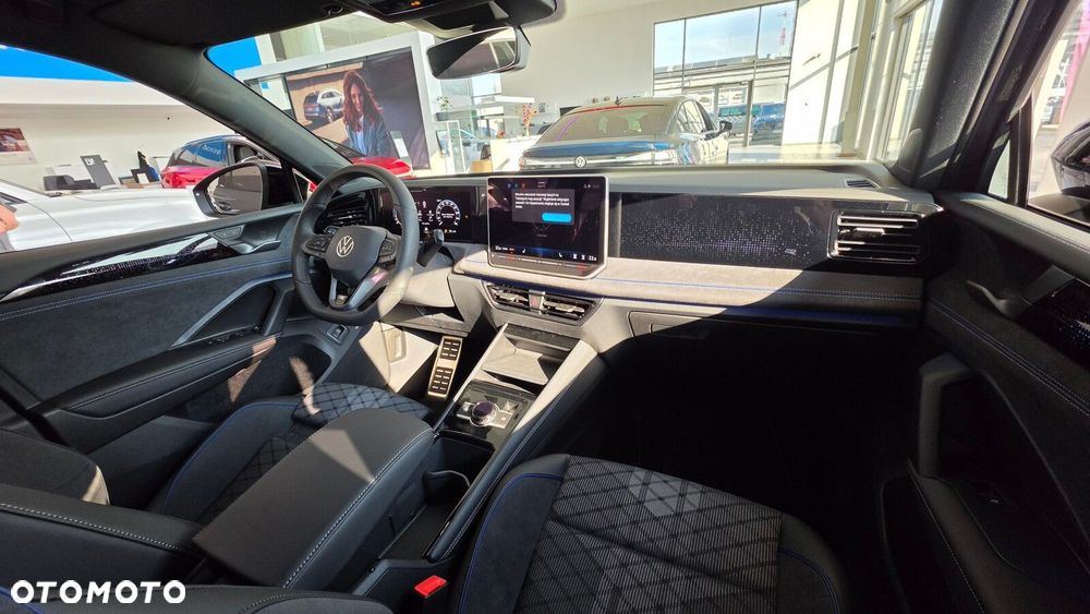 Volkswagen Tiguan - 24